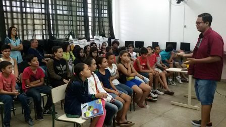 Palestra de João sobre cosmologia