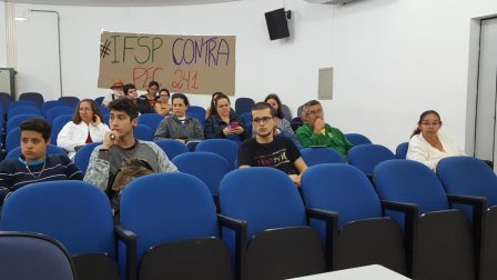 Debate sobre a PEC 241 e a MP 746 na noite de 10 de outubro