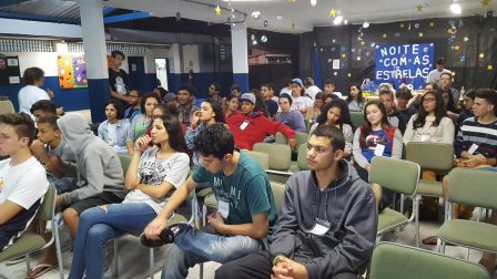 Estudantes presentes nas palestras