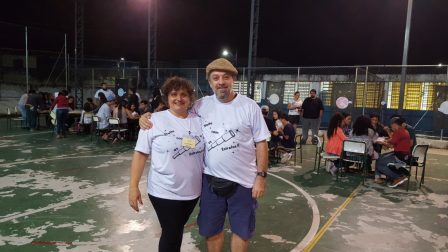 Professores Sibele e Ricardo durante gincana de estudantes