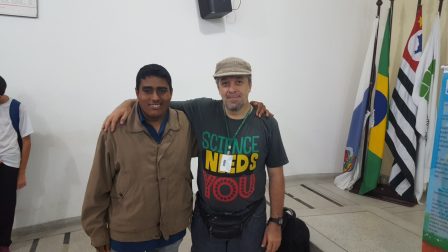Educador social Gilson Coelho e professor Ricardo Plaza