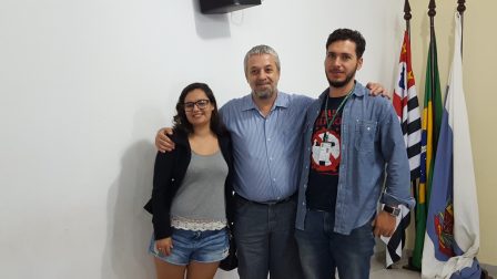 Professores Mayra, Ricardo e Alex, após o cinedebate