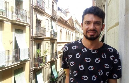 Professor Francisco no centro de Barcelona