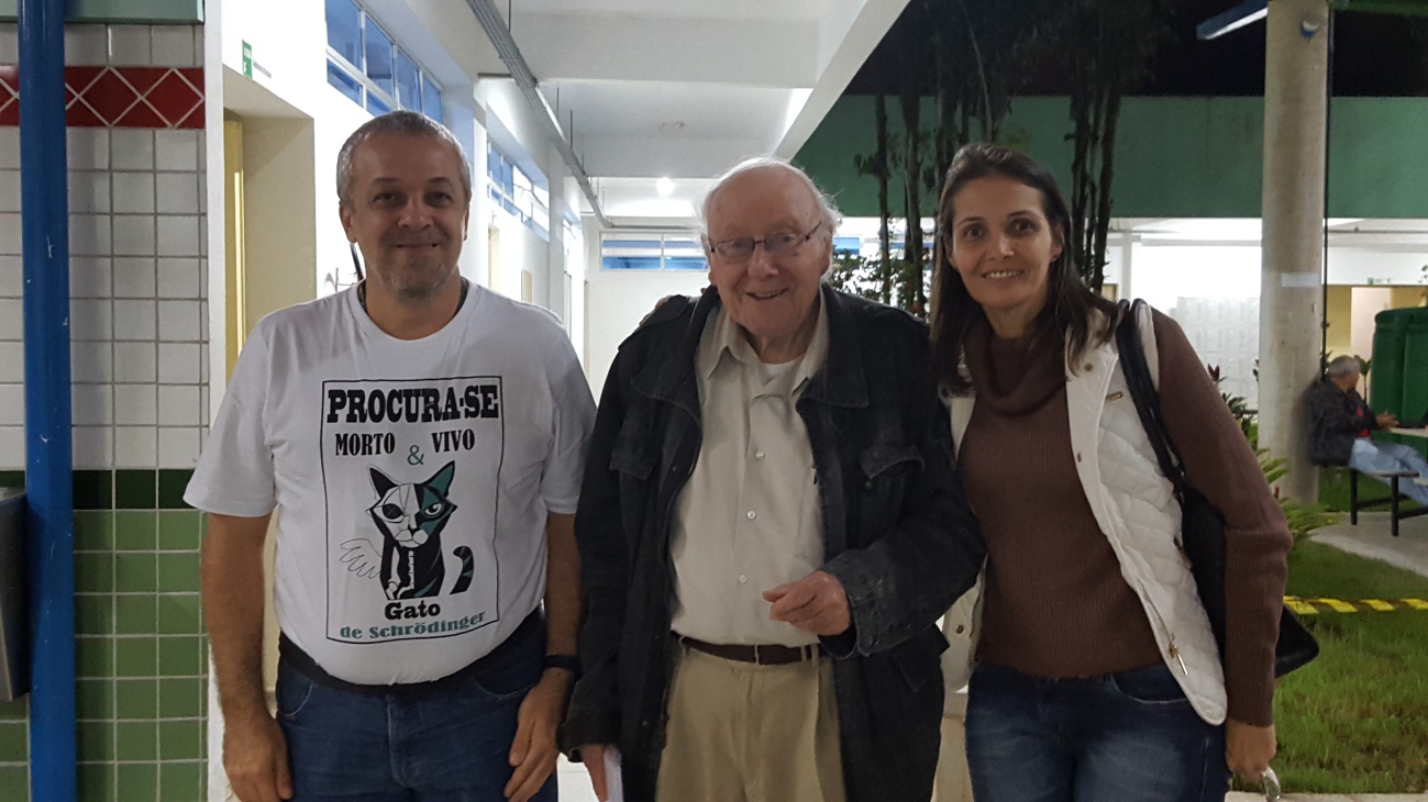 Professores Ricardo, Iuda e Tania